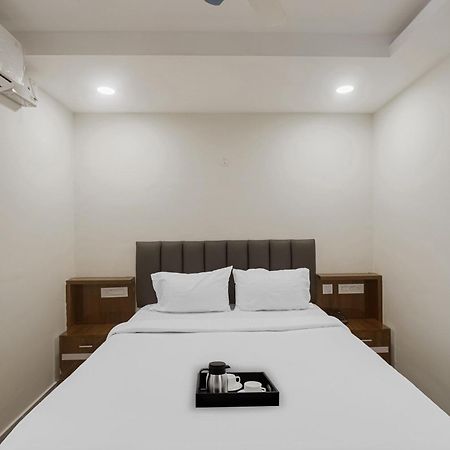Hotel Townhouse Dj Grand Tirupati Esterno foto